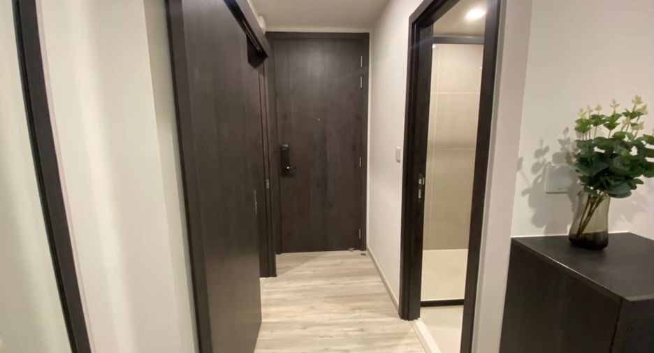 For rent 1 bed condo in Huai Khwang, Bangkok