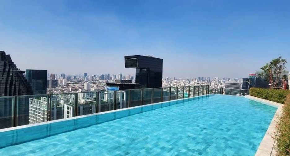 For rent 1 bed condo in Huai Khwang, Bangkok