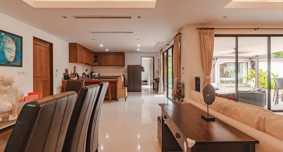 For sale 4 bedrooms villa in Thalang, Phuket