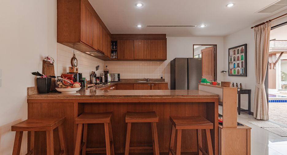 For sale 4 bedrooms villa in Thalang, Phuket