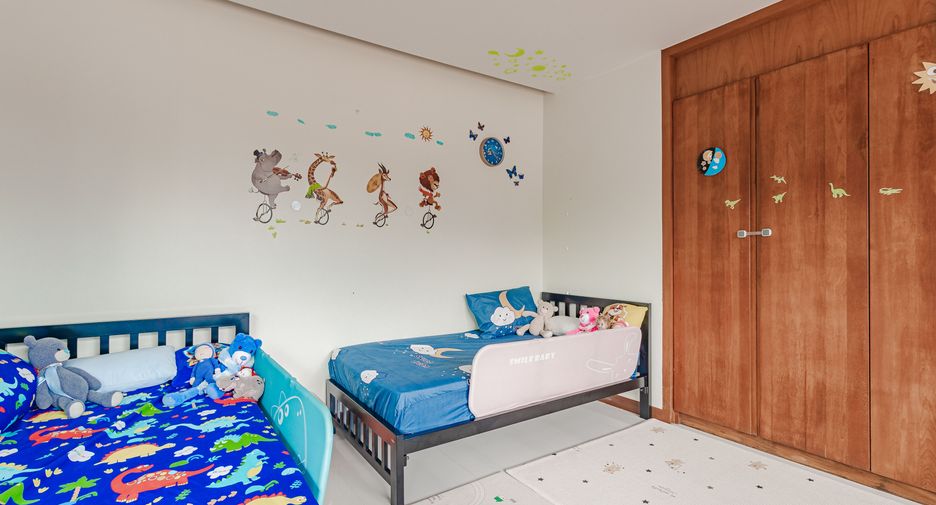 For sale 4 bedrooms villa in Thalang, Phuket