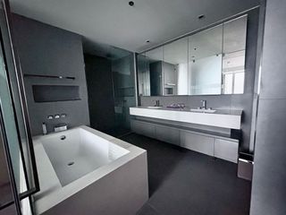 For rent 1 bed condo in Sathon, Bangkok