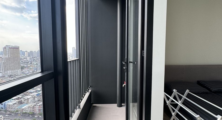 For sale and for rent studio condo in Khlong San, Bangkok