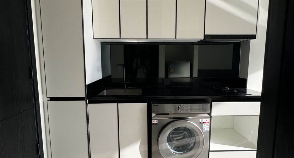 For sale and for rent studio condo in Khlong San, Bangkok