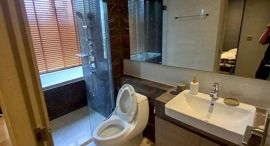 À louer 2 chambres condo à Bang Rak, Bangkok