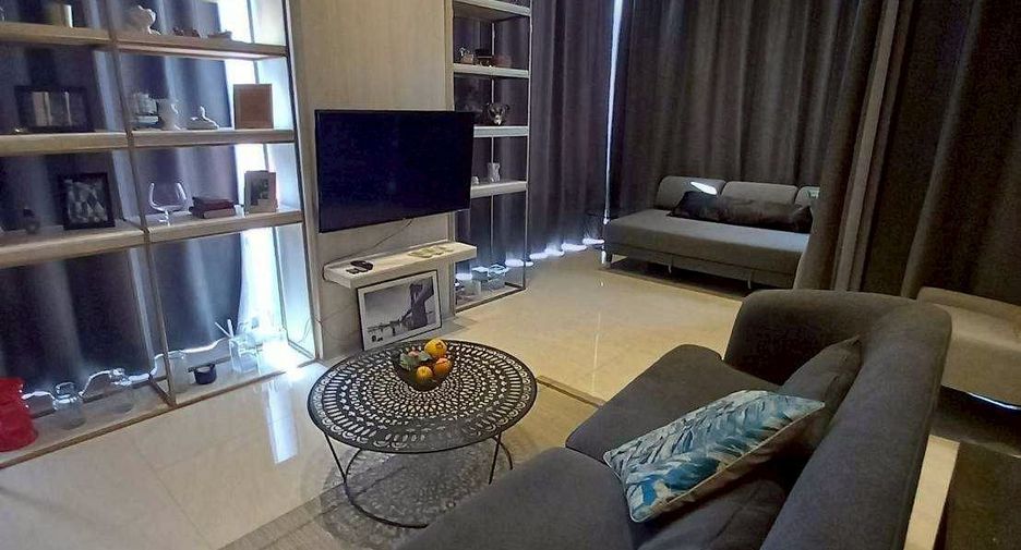À louer 2 chambres condo à Bang Rak, Bangkok