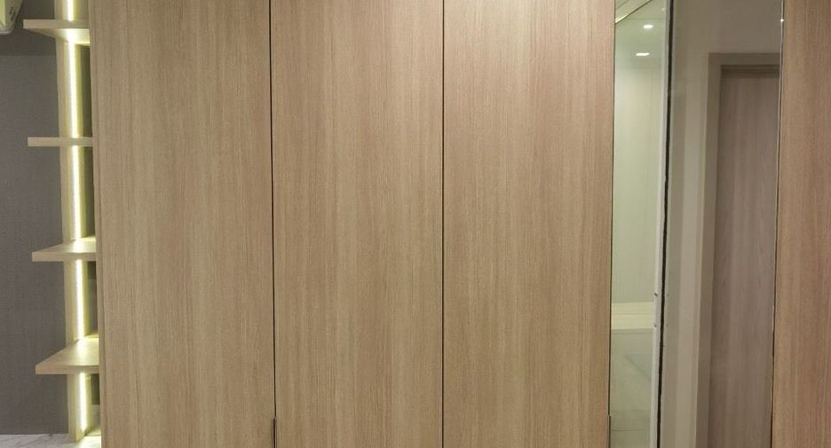 For rent studio condo in Pathum Wan, Bangkok