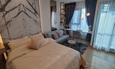 À louer studio condo à Pathum Wan, Bangkok