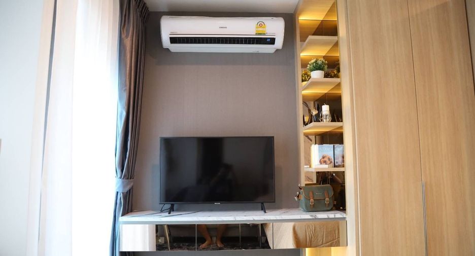 For rent studio condo in Pathum Wan, Bangkok