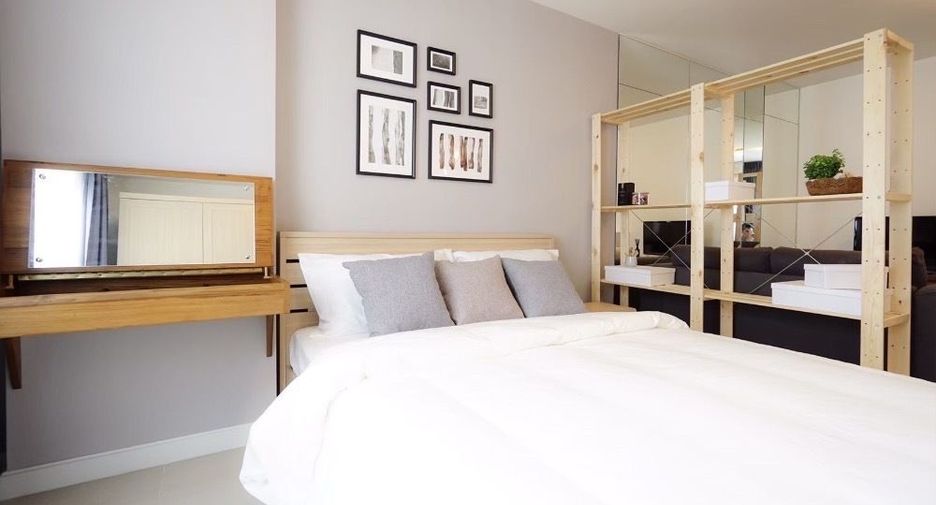 For rent studio condo in Khlong Toei, Bangkok