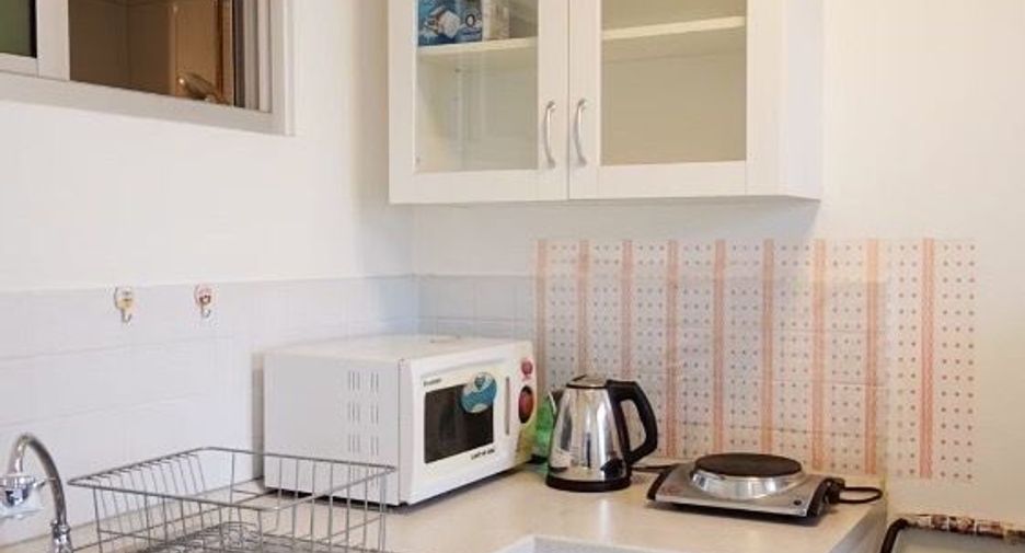 For rent studio condo in Khlong Toei, Bangkok