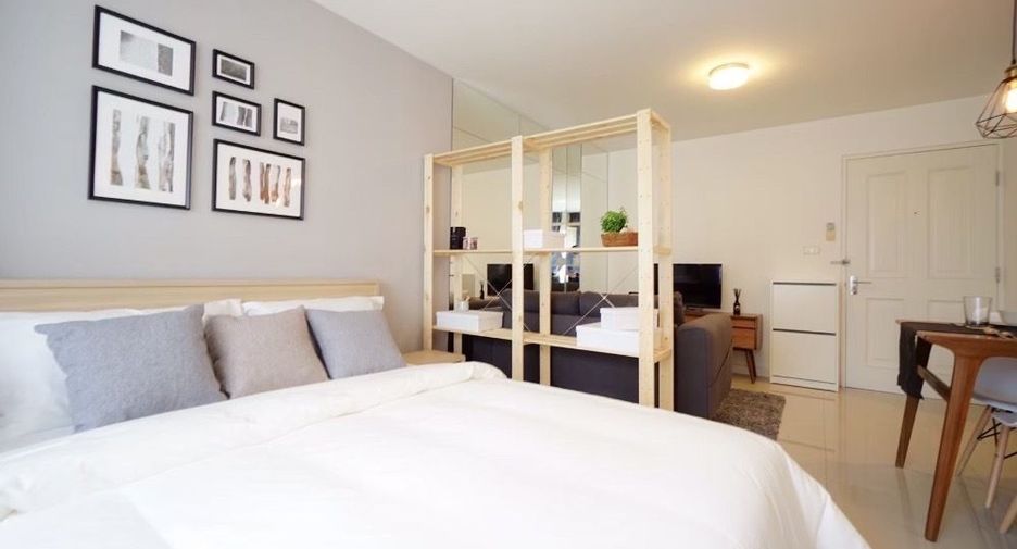 For rent studio condo in Khlong Toei, Bangkok
