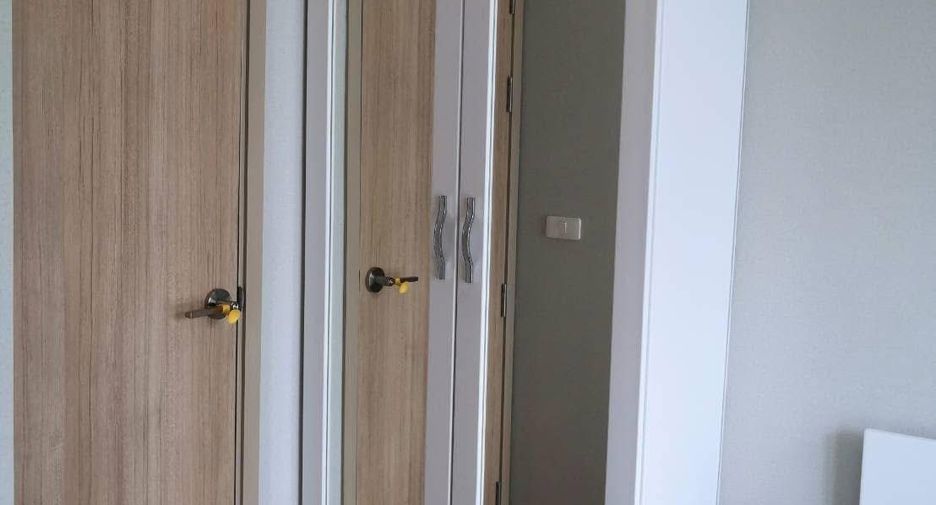 Condo en alquiler de 1 habitaciones en Bang Phlat, Bangkok