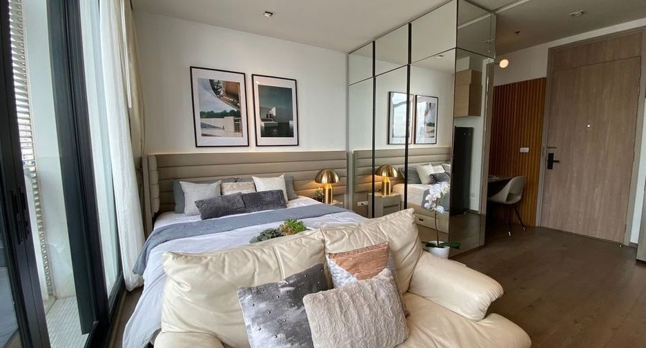 For rent 1 bed condo in Khlong Toei, Bangkok