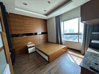 Wohnung zur Miete mit 2 Zimmer in Khlong San, Bangkok