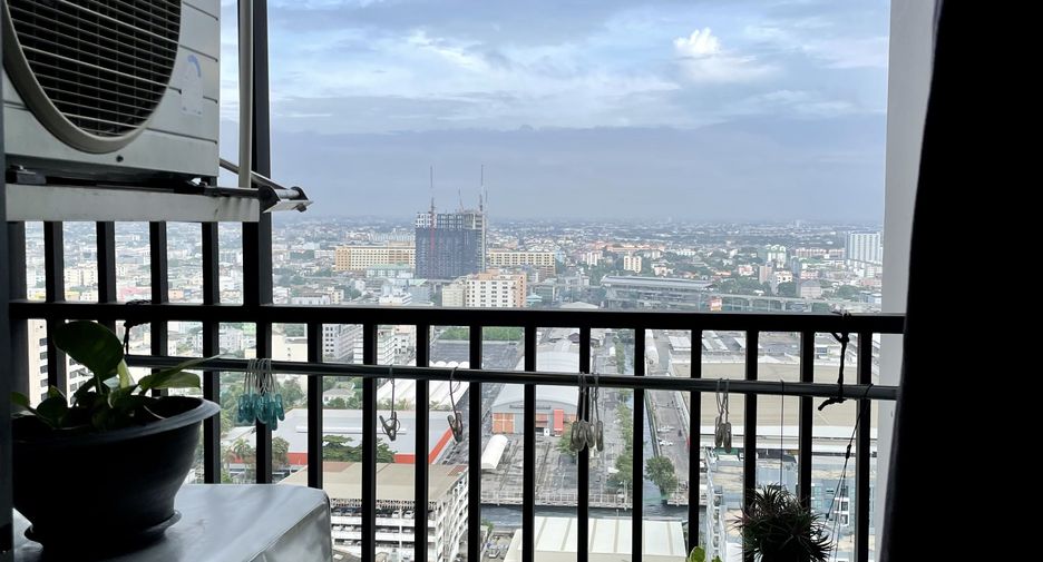 À vendre 1 chambre condo à Bang Kapi, Bangkok