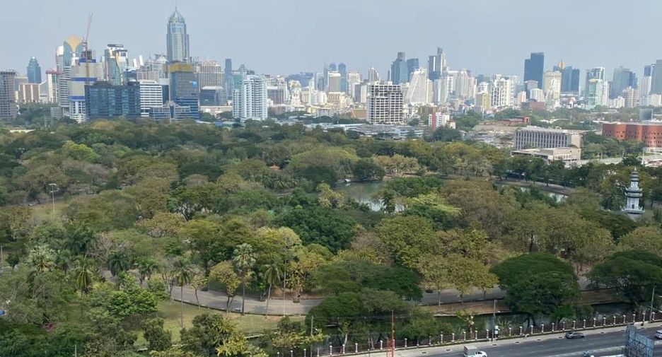 For rent 2 bedrooms condo in Sathon, Bangkok