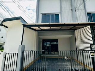 ขาย 3 ห้องนอน ทาวน์เฮ้าส์ ใน บางกอกน้อย, กรุงเทพฯ