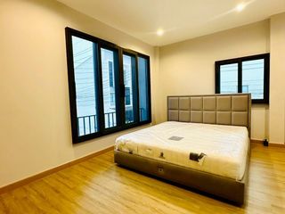 ขาย 3 ห้องนอน ทาวน์เฮ้าส์ ใน บางกอกน้อย, กรุงเทพฯ