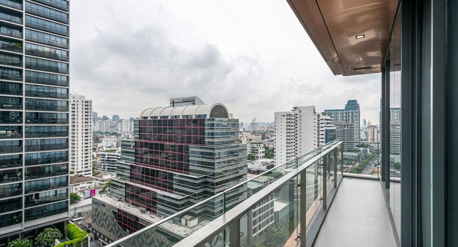 For sale and for rent 2 bedrooms condo in Watthana, Bangkok