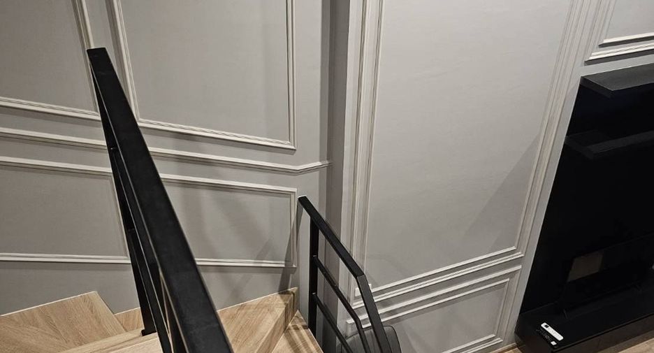 For rent 2 bedrooms condo in Huai Khwang, Bangkok
