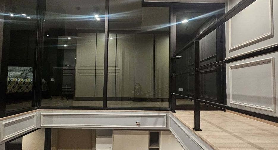 For rent 2 bedrooms condo in Huai Khwang, Bangkok