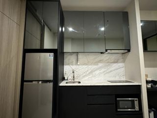 For rent 1 bed condo in Pathum Wan, Bangkok