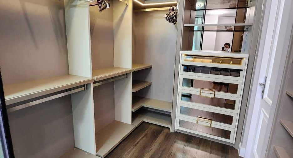 Haus zum Kauf und zur Miete mit 4 Zimmer in Bang Khen, Bangkok