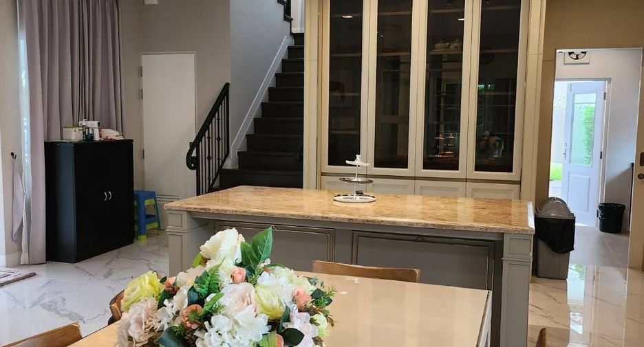 Haus zum Kauf und zur Miete mit 4 Zimmer in Bang Khen, Bangkok