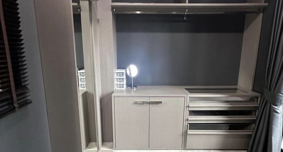 Wohnung zur Miete mit 1 Zimmer in Watthana, Bangkok