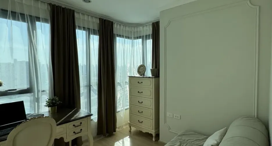 For sale and for rent 2 bedrooms condo in Bang Kapi, Bangkok