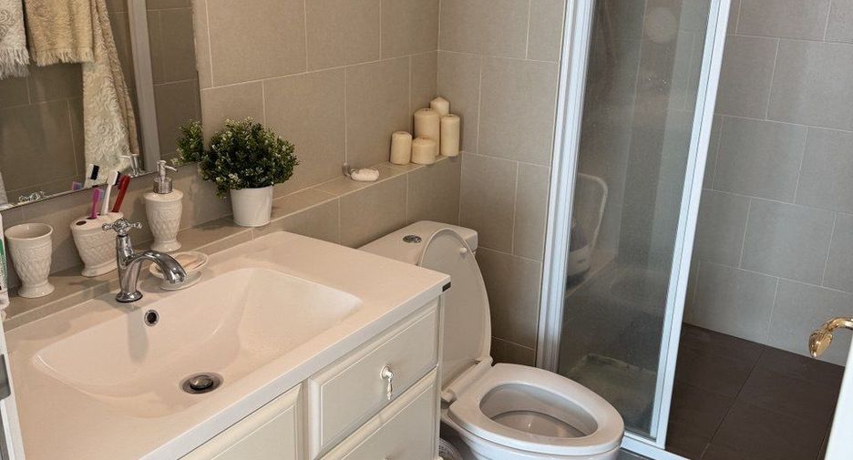 For sale and for rent 2 bedrooms condo in Bang Kapi, Bangkok