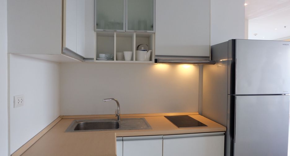 For sale 1 bed condo in Thon Buri, Bangkok