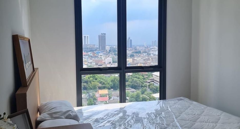 Condo en alquiler de 1 habitaciones en Khlong San, Bangkok