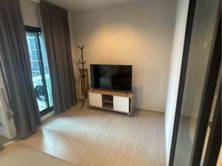 À louer studio condo à Huai Khwang, Bangkok