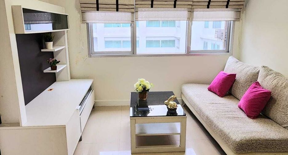For rent 1 bed condo in Khlong Toei, Bangkok