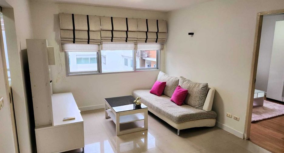 For rent 1 bed condo in Khlong Toei, Bangkok