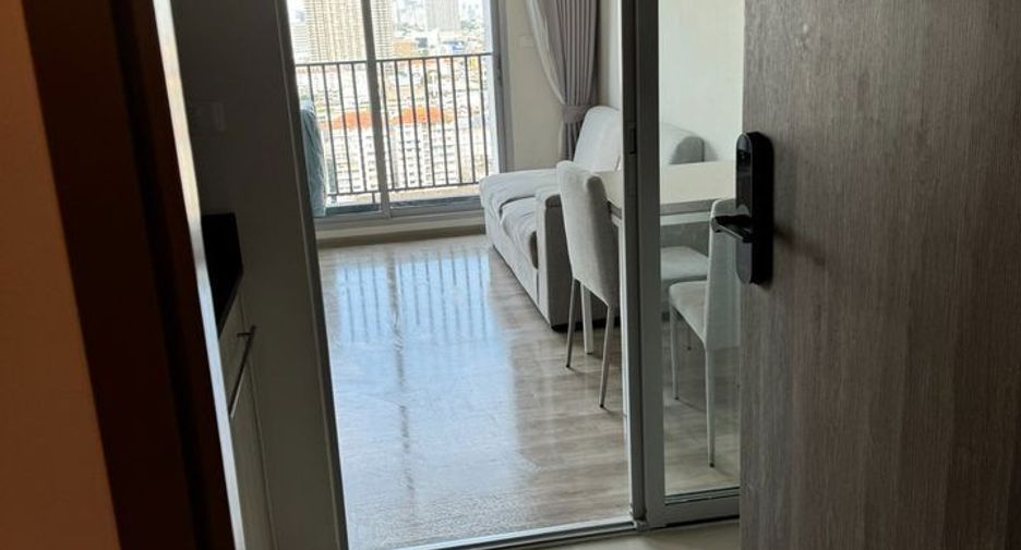 For rent 1 bed condo in Bang Kapi, Bangkok