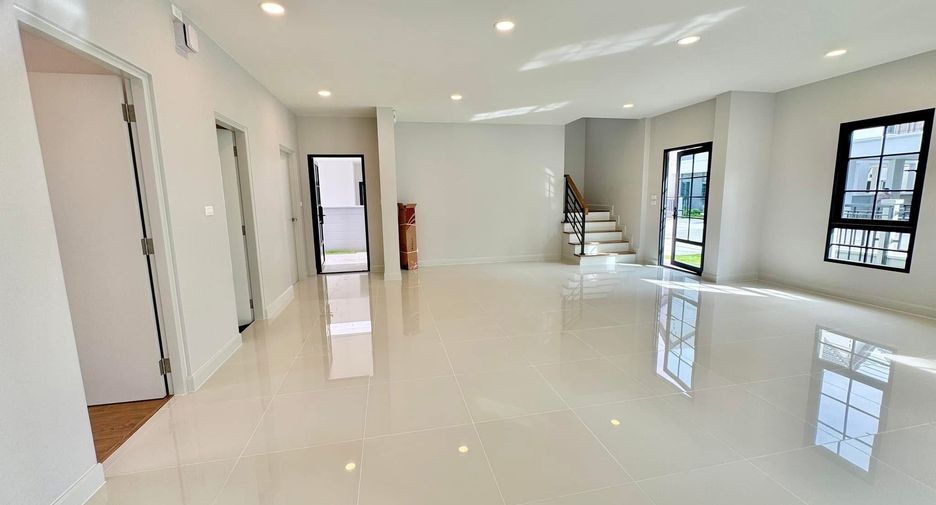 À vendre 4 chambres maison à Bang Phli, Samut Prakan