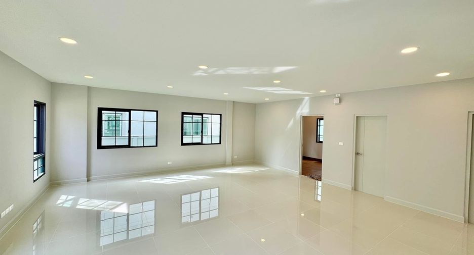 À vendre 4 chambres maison à Bang Phli, Samut Prakan