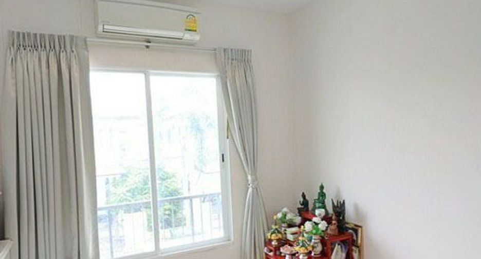 For sale 3 bedrooms house in Prawet, Bangkok
