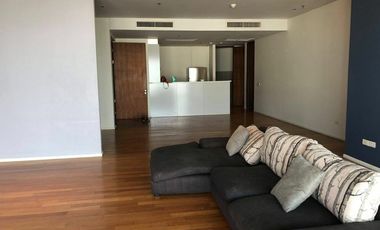 Wohnung zur Miete mit 3 Zimmer in Khlong Toei, Bangkok