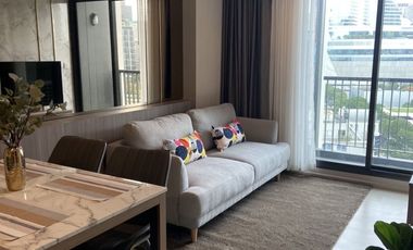 Condo en alquiler de 2 habitaciones en Pathum Wan, Bangkok