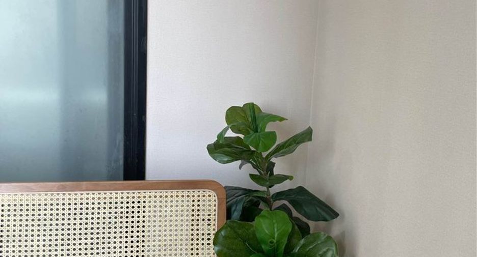 For sale and for rent 1 bed condo in Huai Khwang, Bangkok