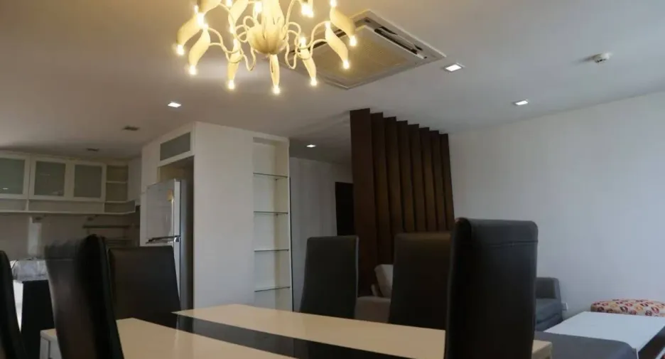 出租 2 卧室 公寓 在 Khlong Toei, 曼谷