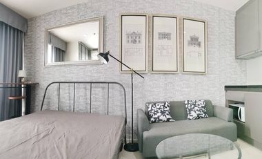 Condo en venta y en alquiler de estudio en Huai Khwang, Bangkok
