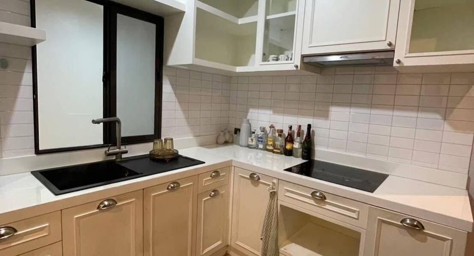 For rent 4 bedrooms house in Suan Luang, Bangkok