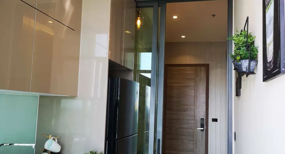 For rent 1 bed condo in Phra Khanong, Bangkok