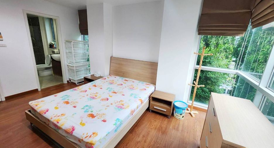 For rent 1 bed condo in Phaya Thai, Bangkok