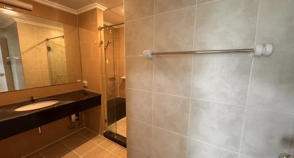 For rent 1 bed condo in Bang Kho Laem, Bangkok